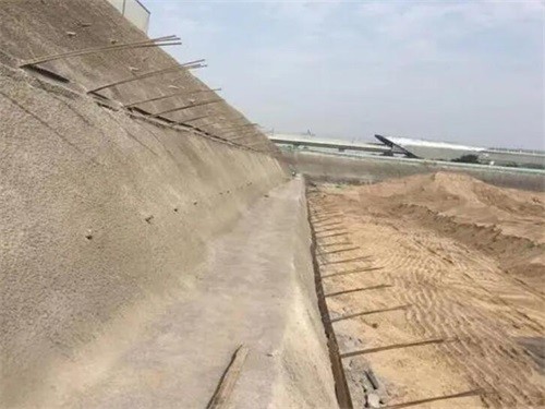 莫力达瓦河道边坡加固